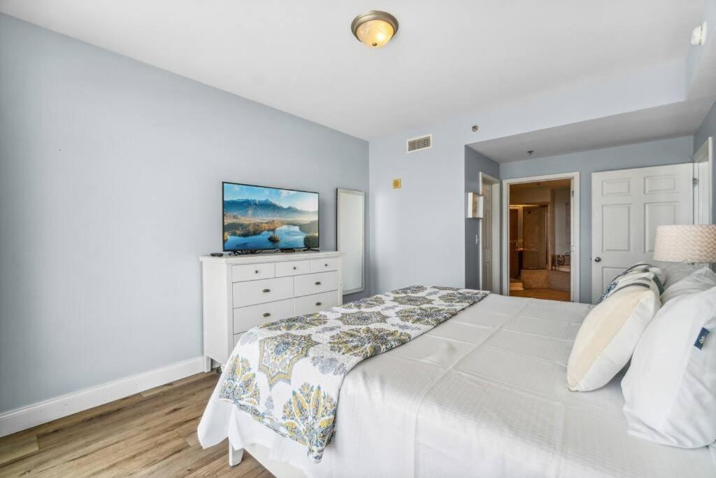 Spacious Beach Condo With Gulf Views! Sleeps 8! By Dolce Vita Getaways Pcb パナマシティービーチ エクステリア 写真