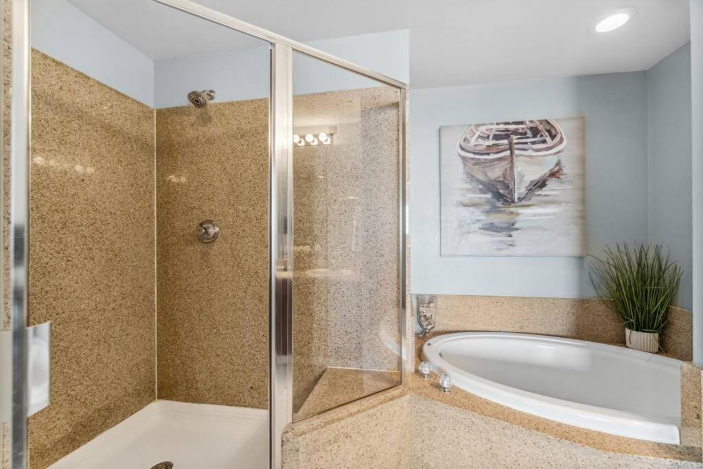 Spacious Beach Condo With Gulf Views! Sleeps 8! By Dolce Vita Getaways Pcb パナマシティービーチ エクステリア 写真